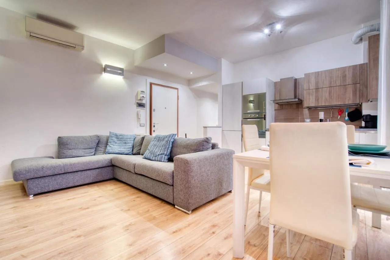 Caseospitali - Serendipity, Moderno Bilocale Con Balcone In Complesso Residenziale Milán