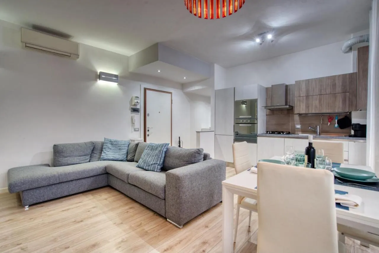 Caseospitali - Serendipity, Moderno Bilocale Con Balcone In Complesso Residenziale Milan Apartment